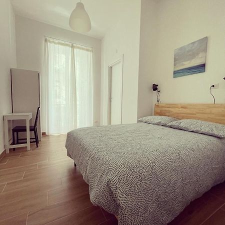 Central Rooms Napoli Экстерьер фото