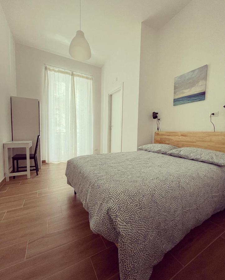 Central Rooms Napoli Экстерьер фото